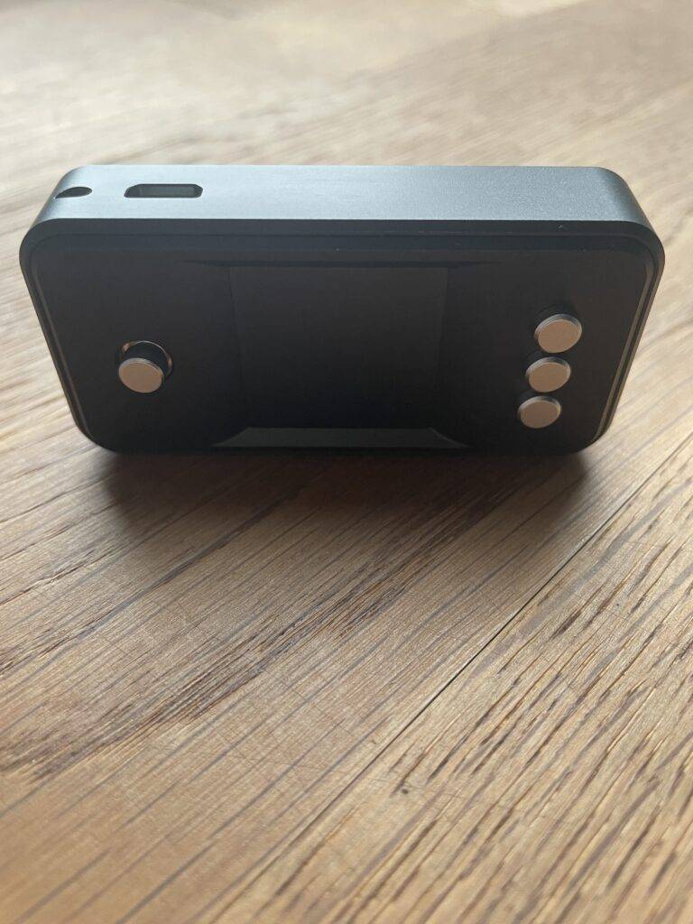 seedsigner black aluminium front