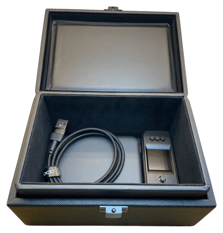 Seedsigner Pro Bundle box opened without background